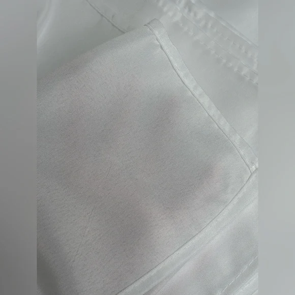 2 pack 90x132 Inch White Rectangular Tablecloth - Picture 6 of 6